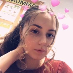 Meet your Posher, Brianna